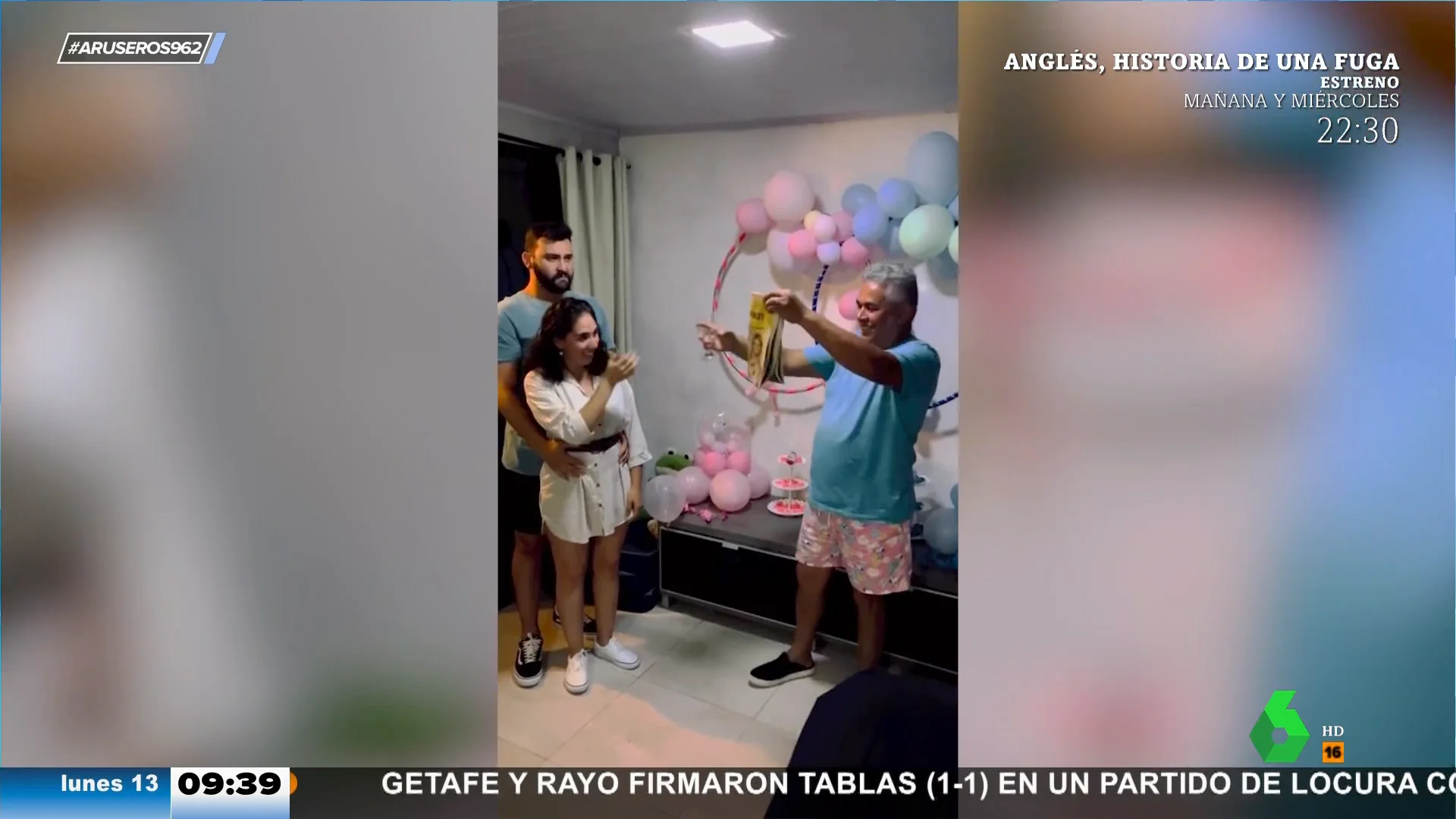 Descubren si su hijo será niño o niña gracias a un truco de magia en una fiesta 'gender reveal'