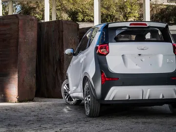 DR Automobiles presenta el nuevo 1.0 eléctrico DR Automobiles presenta el nuevo 1.0 eléctrico