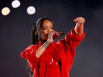 Rihanna’s bombing at the Super Bowl: this has been her performance (with surprise included)