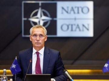NATO Secretary General Jens Stoltenberg travels to Ukraine for the first time on a surprise visit