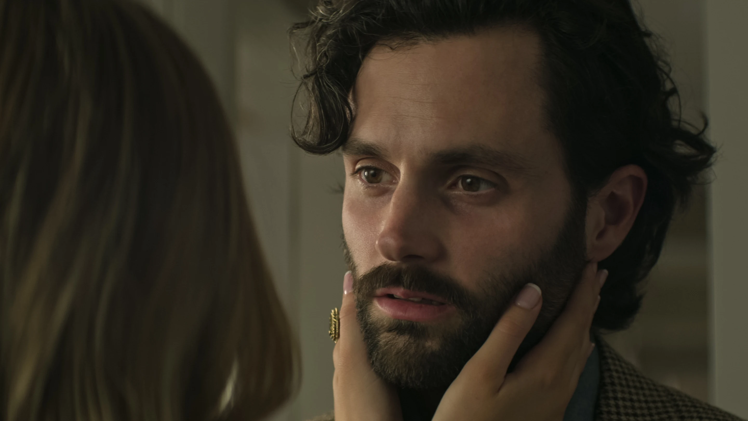 Penn Badgley, en una escena de la cuarta temporada de 'You'.