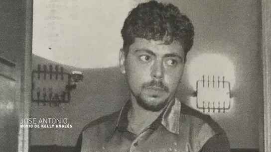 La familia Anglés tardó 45 minutos en abrir a la Guardia Civil antes del registro en la casa del asesino de las niñas de Alcàsser La familia Anglés tardó 45 minutos en abrir a la Guardia Civil antes del registro en la casa del asesino de las niñas de Alcàsser