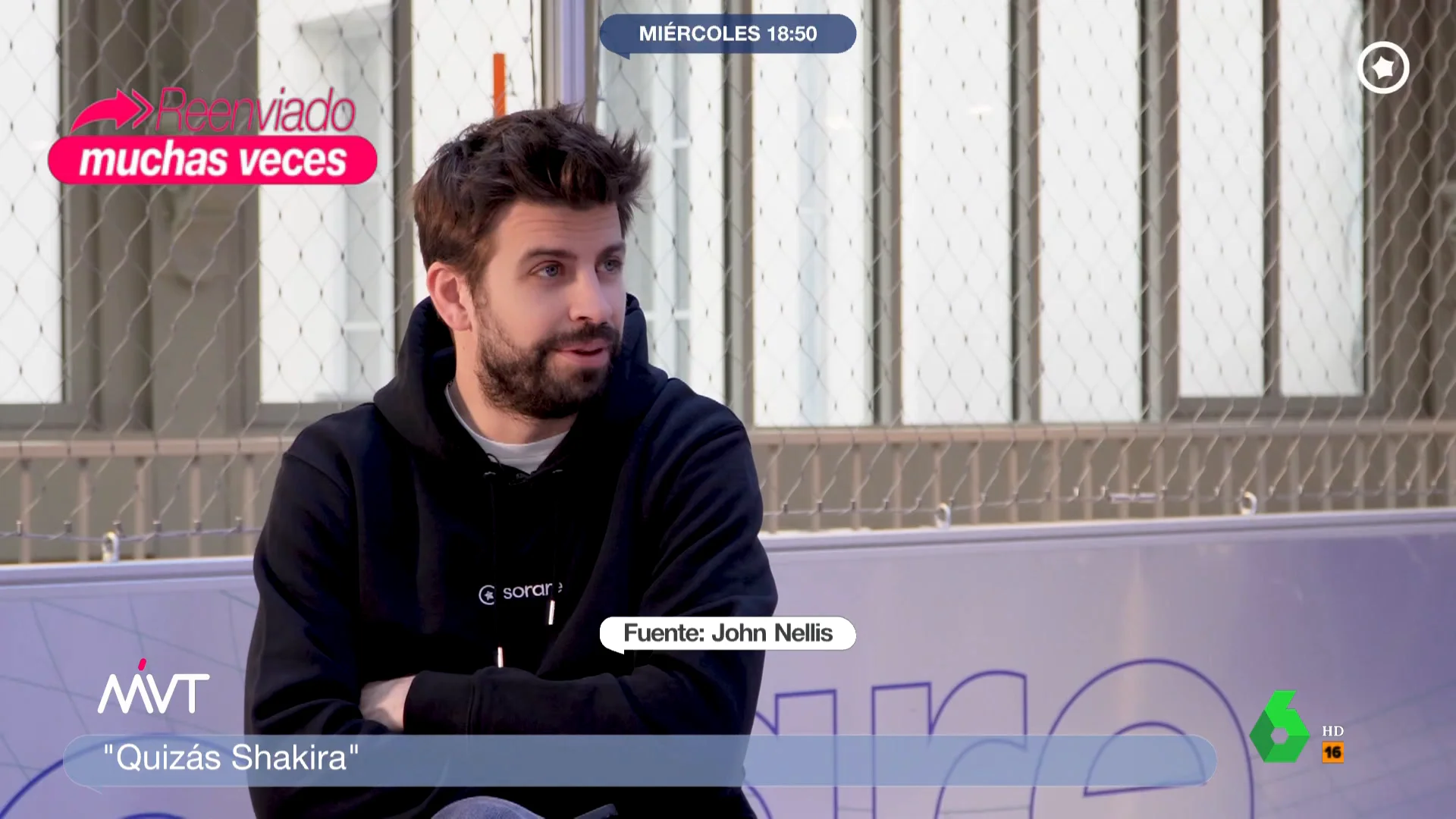 Piqué desvela cuál es su contacto "más famoso" y no puede evitar hablar de Shakira