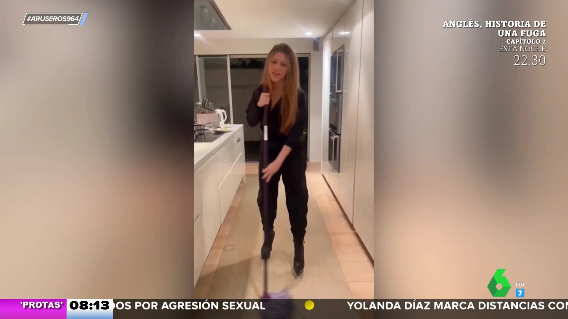 Shakira celebra San Valentín cantando ' I might kill my ex' (podría matar a mi ex)