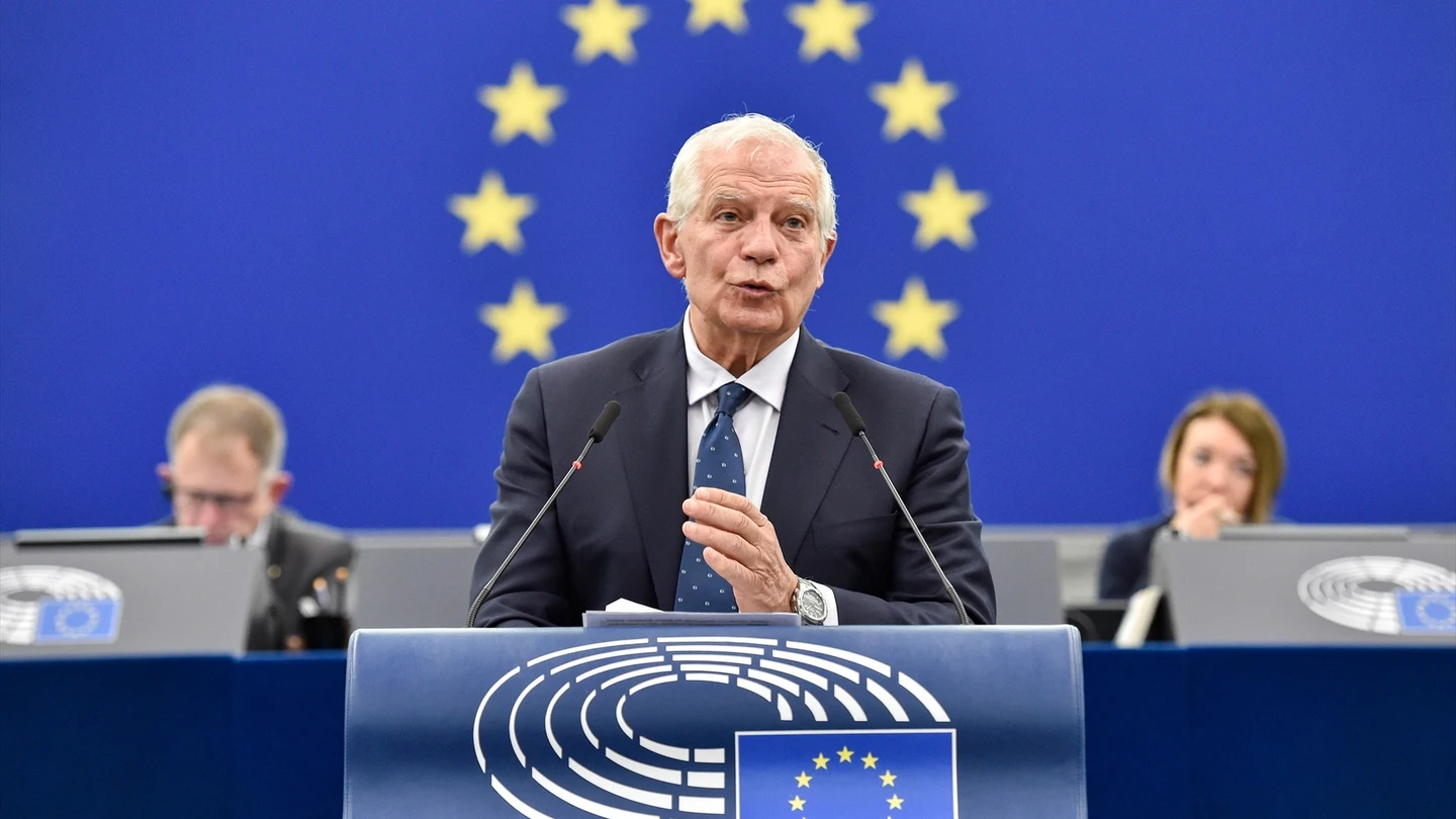 Borrell urge a enviar carros de combate a Ucrania: "La guerra se decidirá entre primavera y verano" Borrell urge a enviar carros de combate a Ucrania: "La guerra se decidirá entre primavera y verano"