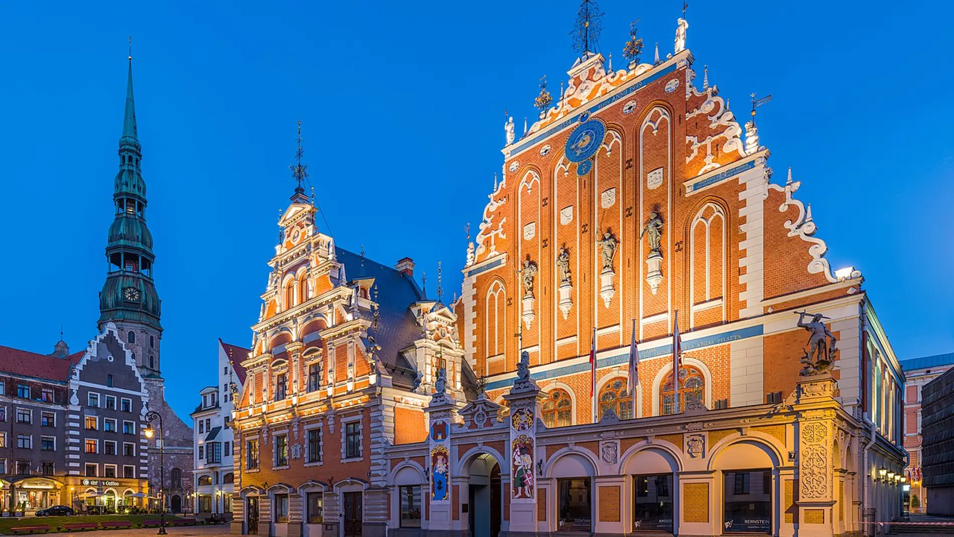 Casa de los Cabezas Negras de Riga: ¿Por qué recibe ese curioso nombre?
