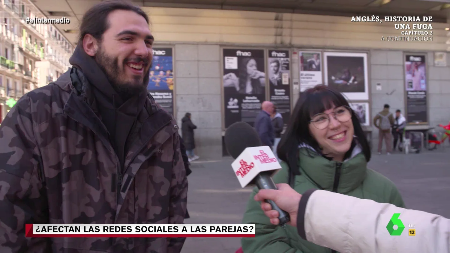 La solución de un chico para evitar la bronca de su novia cuando le dejaba en visto La solución de un chico para evitar la bronca de su novia cuando le dejaba en visto