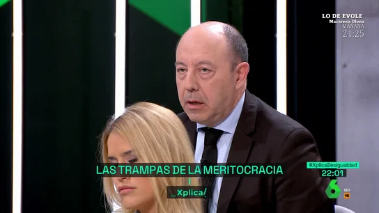 La conmovedora confesión de Gonzalo Bernardos: "Nunca tuve una mesa para poder estudiar, tenía que hacerlo en la del comedor" La conmovedora confesión de Gonzalo Bernardos: "Nunca tuve una mesa para poder estudiar, tenía que hacerlo en la del comedor"