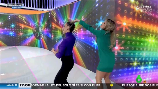 Fiesta en Aruser@s Weekend: los colaboradores se animan a ritmo de un 'Carnaoke' en Águilas (Murcia) Fiesta en Aruser@s Weekend: los colaboradores se animan a ritmo de un 'Carnaoke' en Águilas (Murcia)