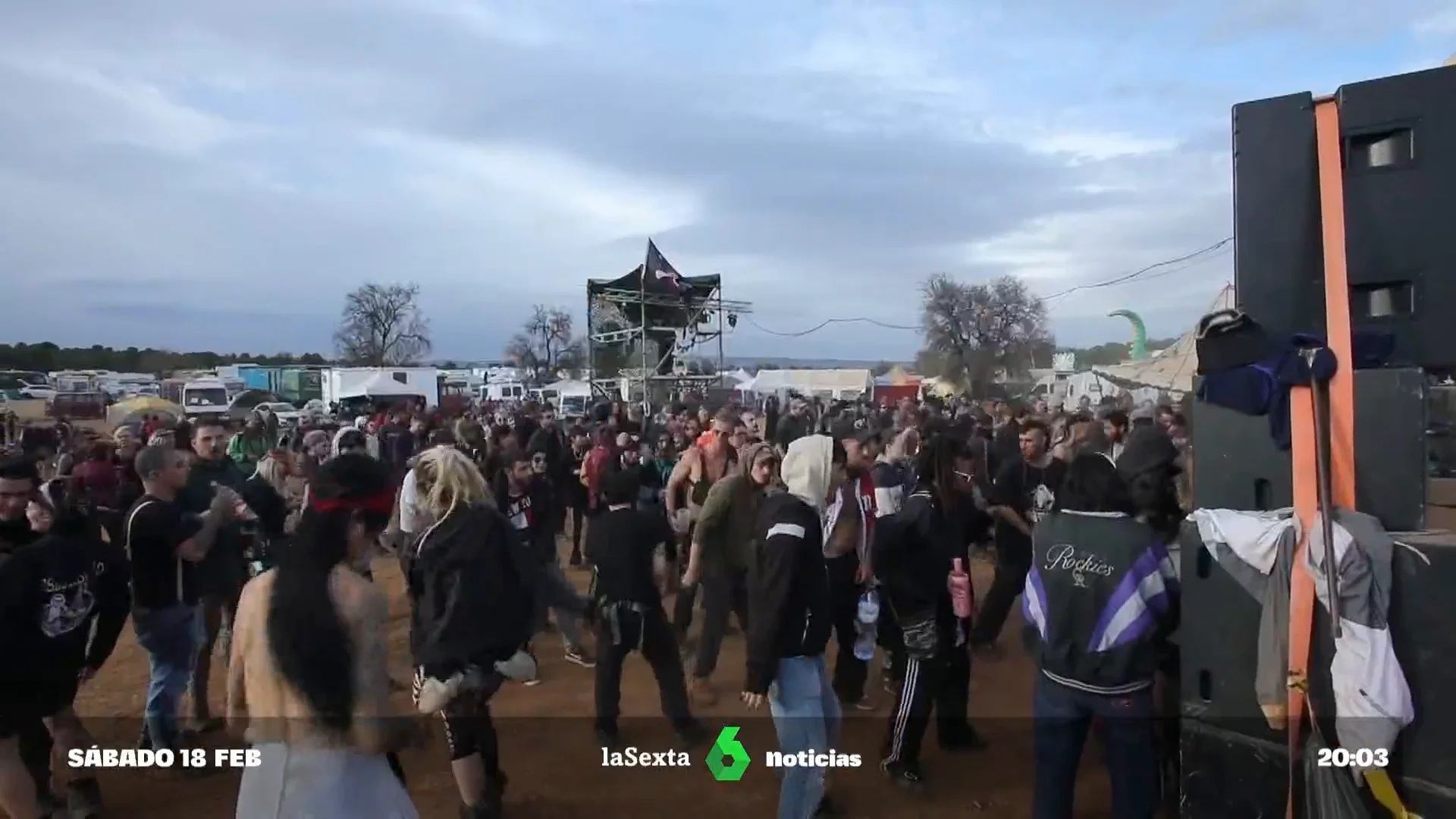 Unas 700 personas participan en una rave en una zona boscosa de Sarral (Tarragona)