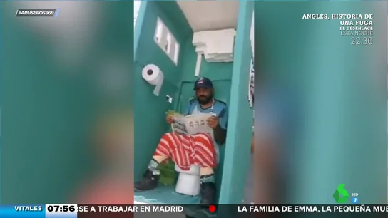 El disfraz de Carnaval que más ha sorprendido a los aruser@s: así es este original lavabo portátil El disfraz de Carnaval que más ha sorprendido a los aruser@s: así es este original lavabo portátil