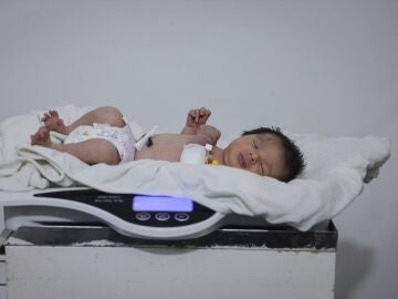 A relative adopts Aya, the baby who was born in the rubble after the earthquake in Syria