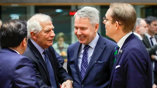 El Alto Representante de la UE para Asuntos Exteriores, Josep Borrell, el ministro de Exteriores, José Manuel Albares, y sus homólogos de Suecia y Finlandia durante una reunión en Bruselas El Alto Representante de la UE para Asuntos Exteriores, Josep Borrell, el ministro de Exteriores, José Manuel Albares, y sus homólogos de Suecia y Finlandia durante una reunión en Bruselas