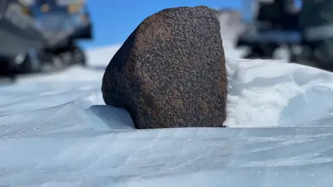 Meteorito encontrado en la Antártida Meteorito encontrado en la Antártida