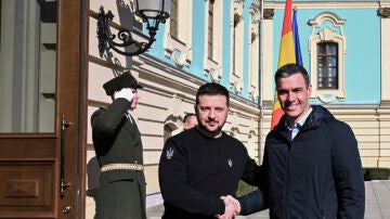 El presidente del Gobierno, Pedro Sánchez, se reúne este jueves con el presidente de Ucrania, Volodímir Zelenski