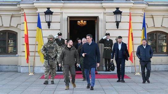Las claves de la visita de Sánchez a Ucrania: más tanques y... ¿pase a la Unión Europea bajo la presidencia española? Las claves de la visita de Sánchez a Ucrania: más tanques y... ¿pase a la Unión Europea bajo la presidencia española?