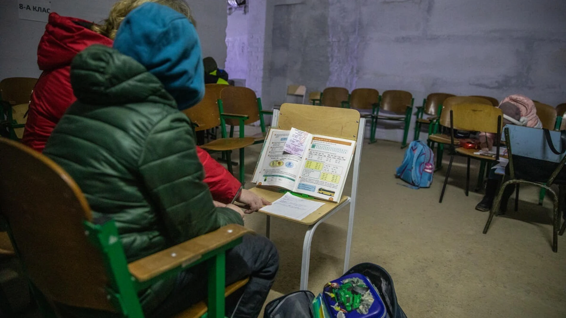 Testimonios de la guerra en Ucrania: vivir bajo tierra para seguir respirando un año después