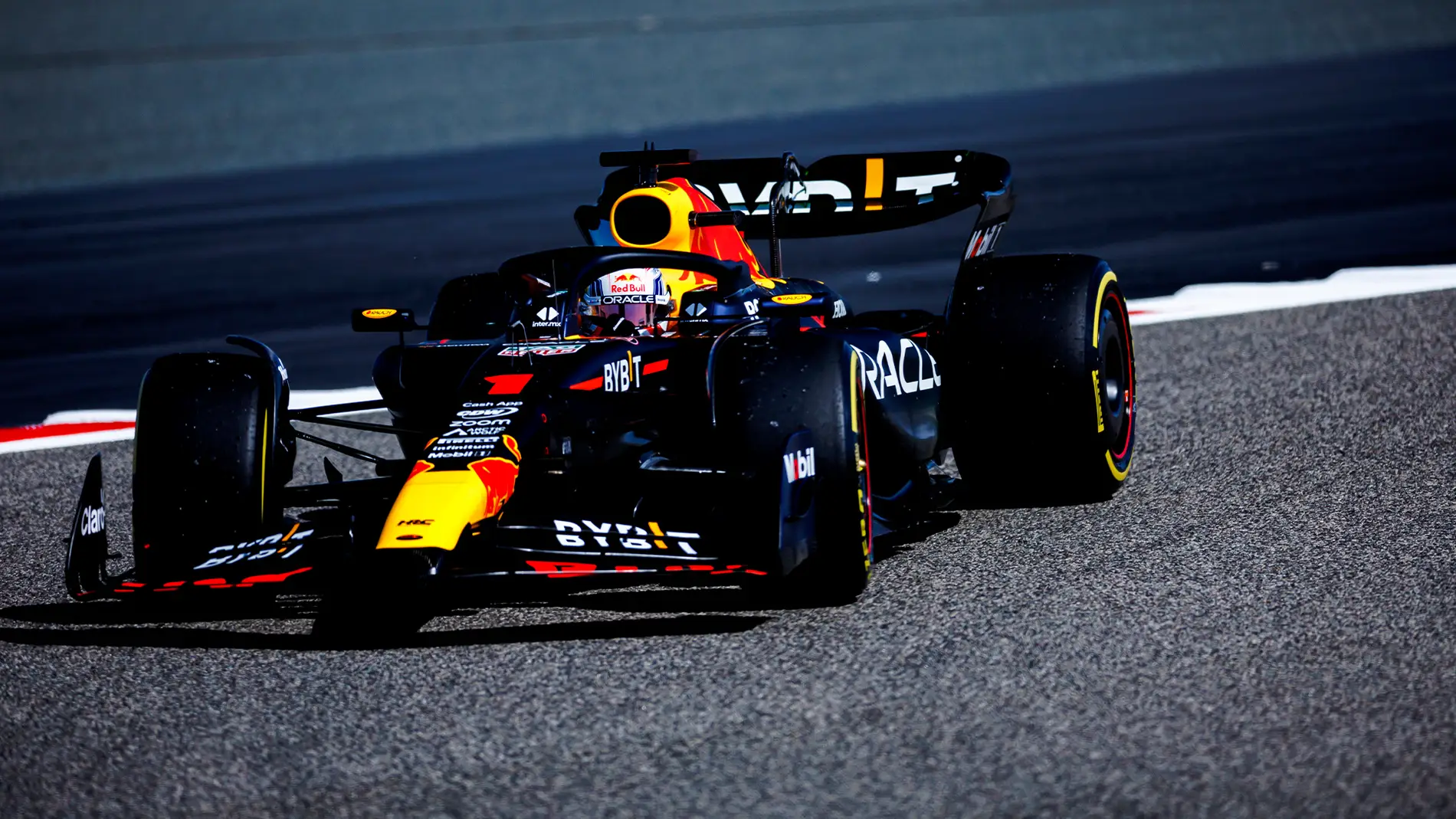 Max Verstappen hacía 157 vueltas en el primer día de test