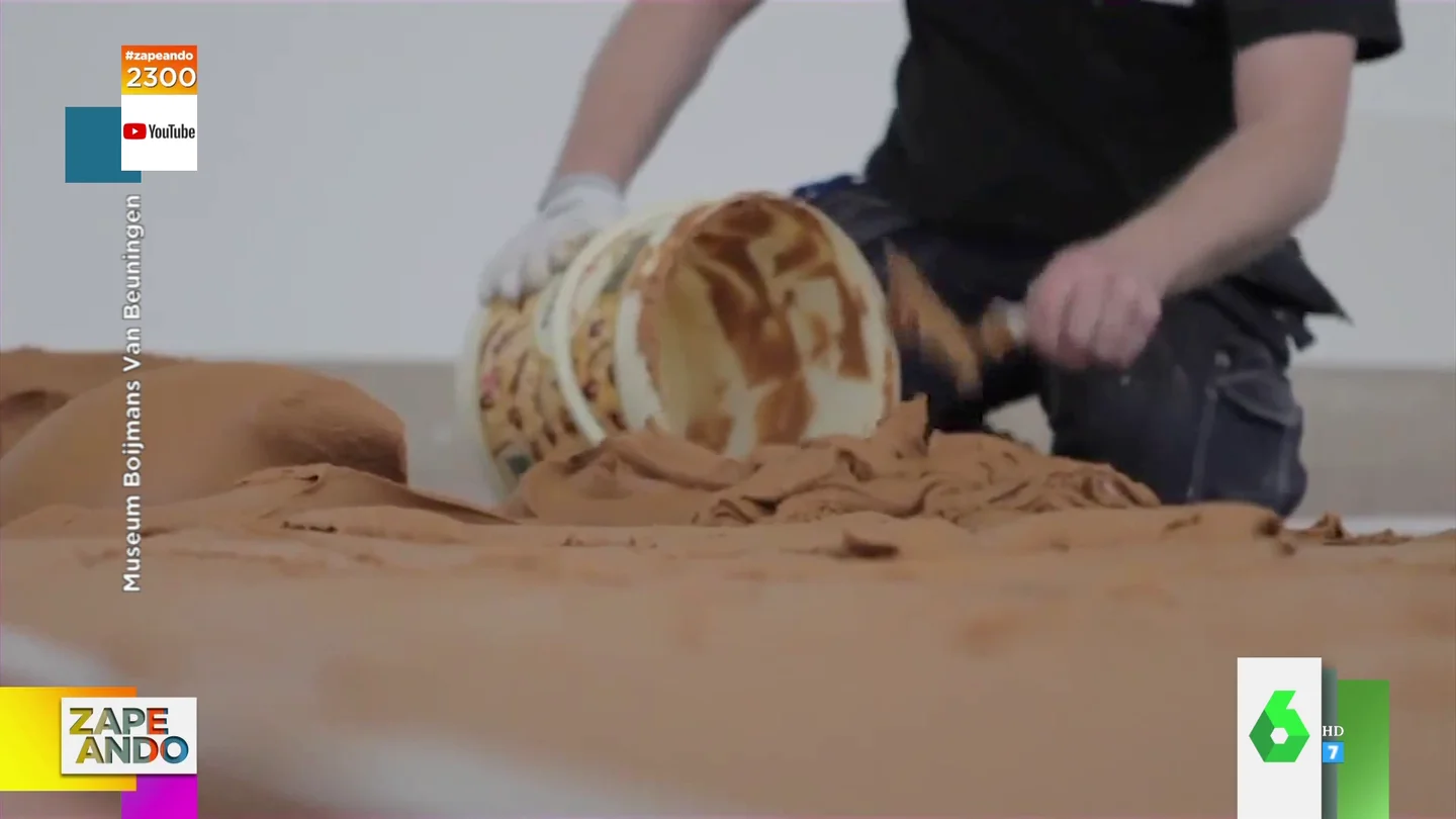 La obra viral de un museo de Rotterdam (a base de mantequilla de cacahuete) La obra viral de un museo de Rotterdam (a base de mantequilla de cacahuete)