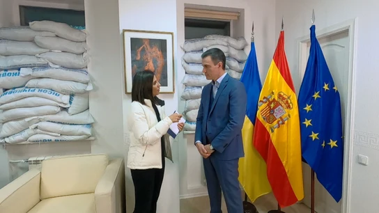 Entrevista de Ana Pastor a Pedro Sánchez en Kyiv Entrevista de Ana Pastor a Pedro Sánchez en Kyiv