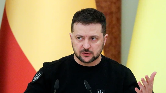 Zelenski comparece en el aniversario de la guerra en Ucrania: "La victoria es inevitable" Zelenski comparece en el aniversario de la guerra en Ucrania: "La victoria es inevitable"