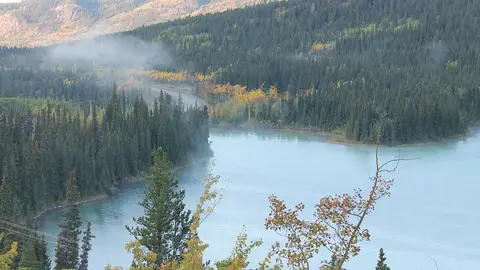 Lago Esmeralda. Yukón Lago Esmeralda. Yukón