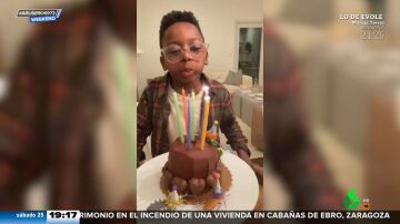 El conmovedor deseo de un niño al soplar las velas de su cumpleaños: ver a su abuelo muerto