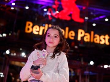 Sofía Otero, Silver Bear at the Berlinale for her portrayal of a trans girl in ‘20,000 species of bees’