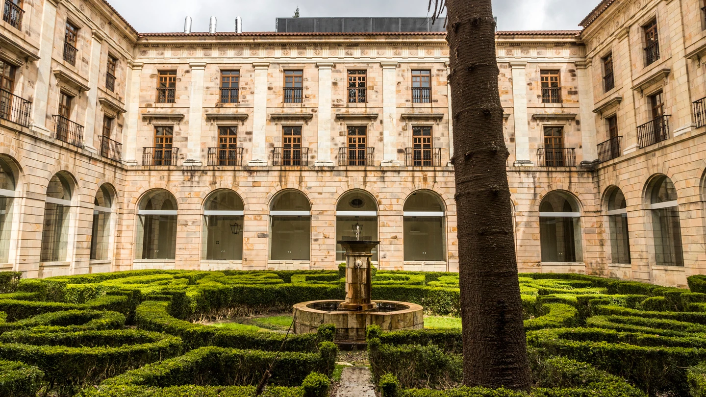 Parador de Corias o Monasterio de San Juan Bautista, en Asturias Parador de Corias o Monasterio de San Juan Bautista, en Asturias