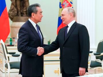 China Could Supply Russia With Lethal Artillery For The War In Ukraine: What Does It Mean?