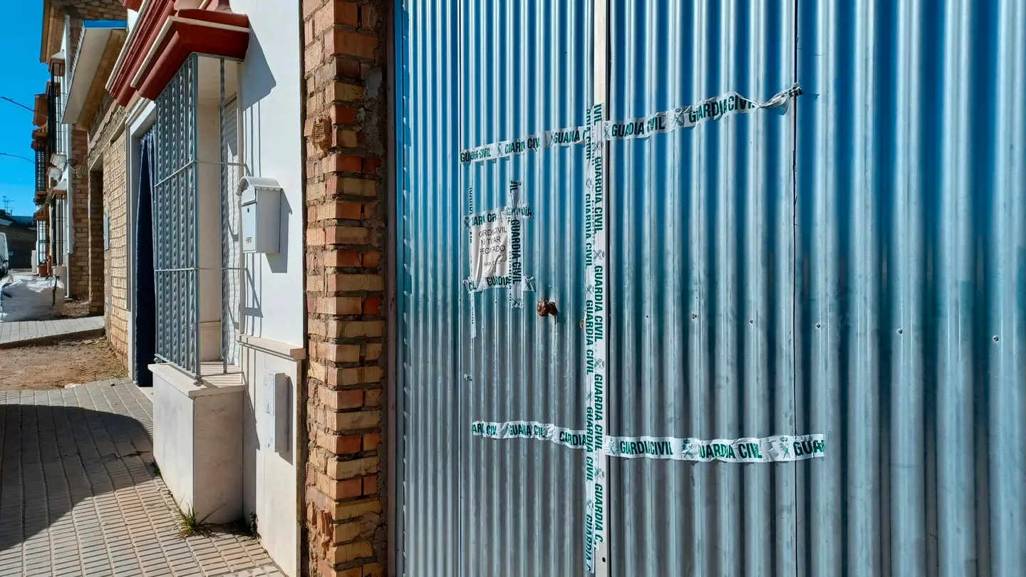 Lugar de El Rubio donde se halló el cadáver de una joven de 17 años el lunes Lugar de El Rubio donde se halló el cadáver de una joven de 17 años el lunes