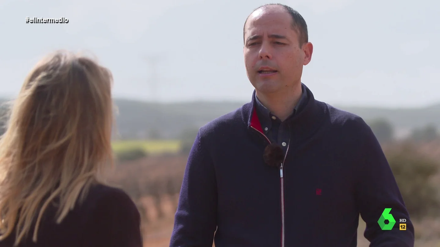 Un vitivinicultor de Utiel Requena: "Estamos a favor de las renovables, pero no de este modo" Un vitivinicultor de Utiel Requena: "Estamos a favor de las renovables, pero no de este modo"