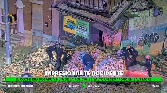 Impactante accidente de un coche robado: colisiona contra un edificio que se viene abajo y deja una persona muerta Impactante accidente de un coche robado: colisiona contra un edificio que se viene abajo y deja una persona muerta