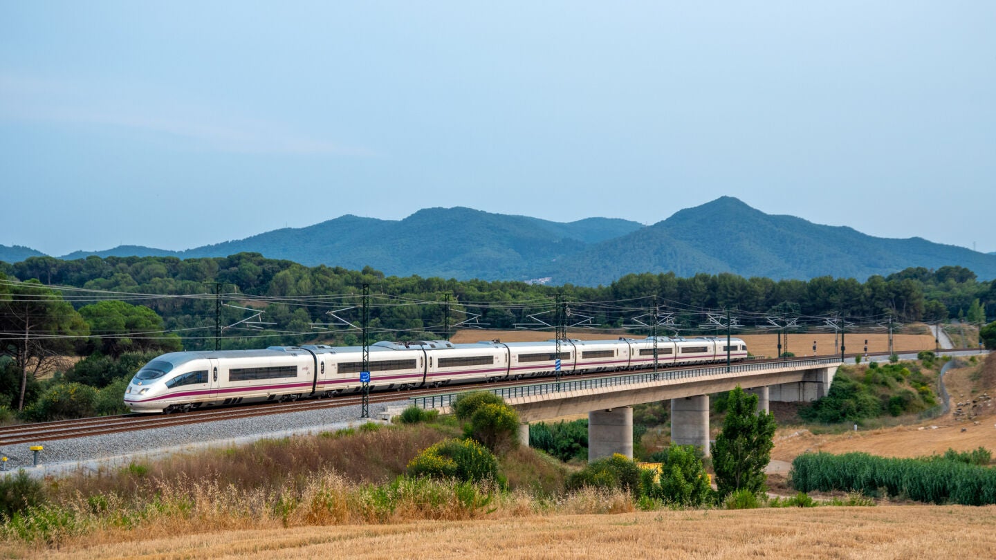 Tren de alta velocidad (AVE) en Espa&ntilde;a