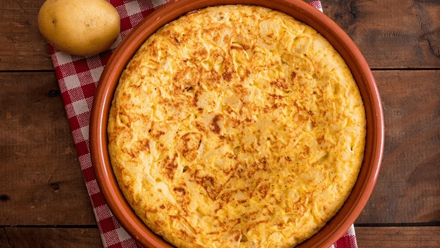 Esta es la única receta para hacer la tortilla de patatas saludable (y que engorde menos) Esta es la única receta para hacer la tortilla de patatas saludable (y que engorde menos)