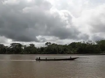 Pescadores en la Amazonia peruana Pescadores en la Amazonia peruana