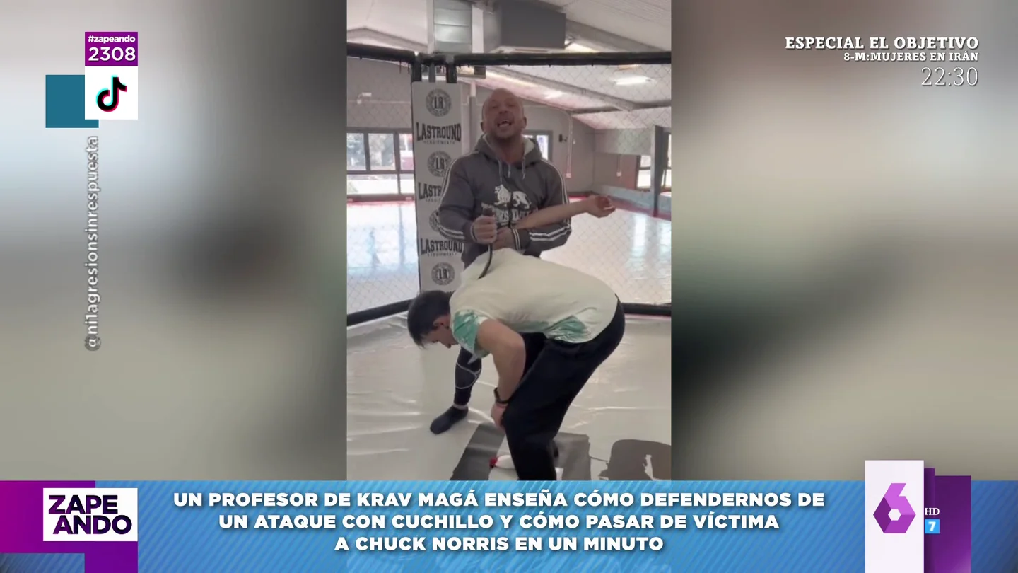 El polémico tutorial de un profesor que enseña a defenderse de un ataque con cuchillo El polémico tutorial de un profesor que enseña a defenderse de un ataque con cuchillo