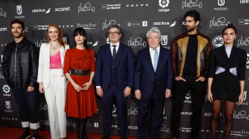 Foto de familia antes de la lectura de las nominaciones a los X Premios Platino.