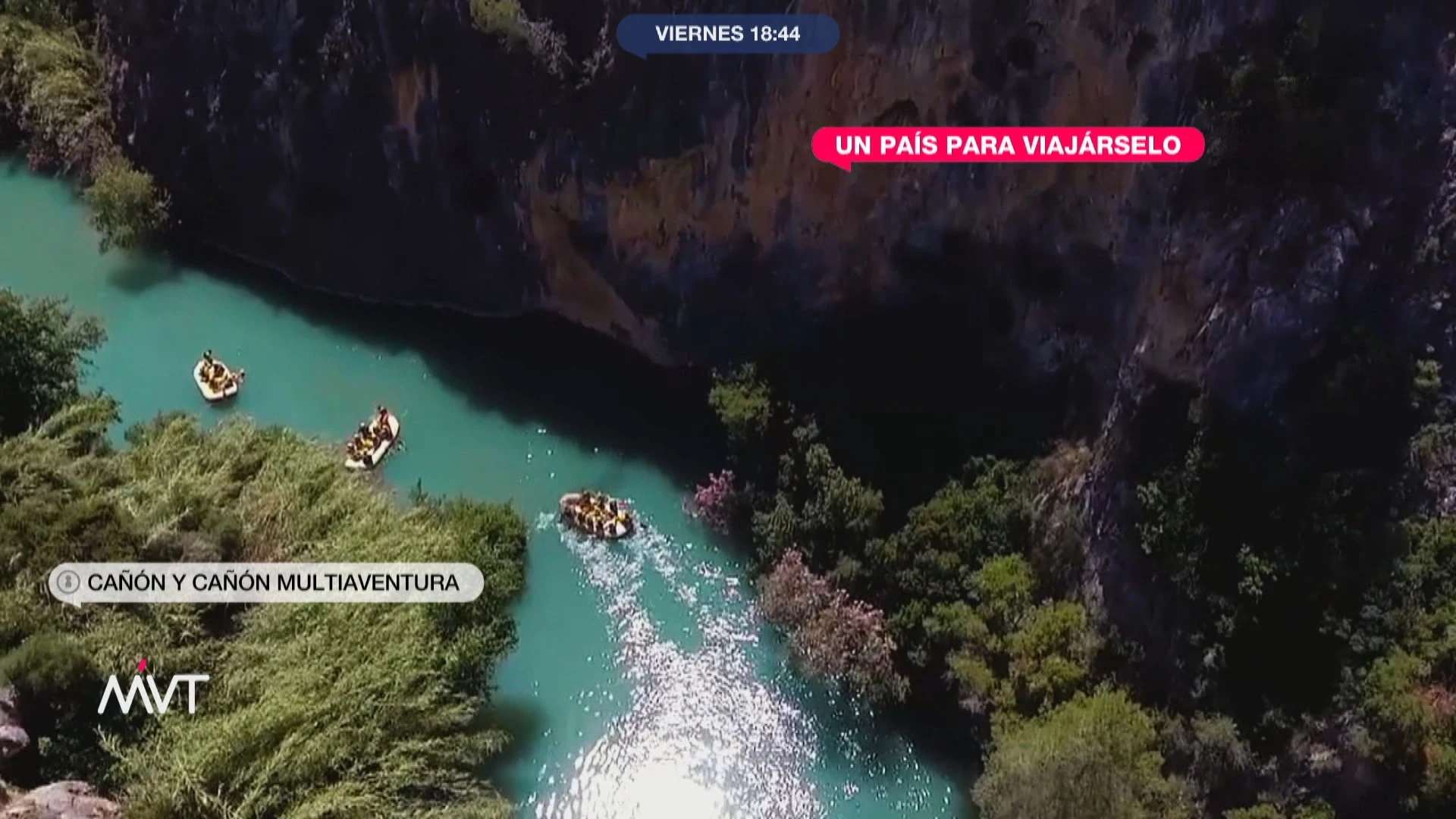 Bajada por el río Segura en la zona de Cañón de Almadenes