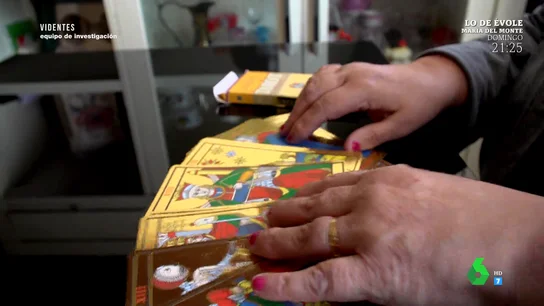 Cuando una extrabajadora de Pepita Vilallonga destapó el "engaño" de su tarot: así fingía echar las cartas por teléfono Cuando una extrabajadora de Pepita Vilallonga destapó el "engaño" de su tarot: así fingía echar las cartas por teléfono