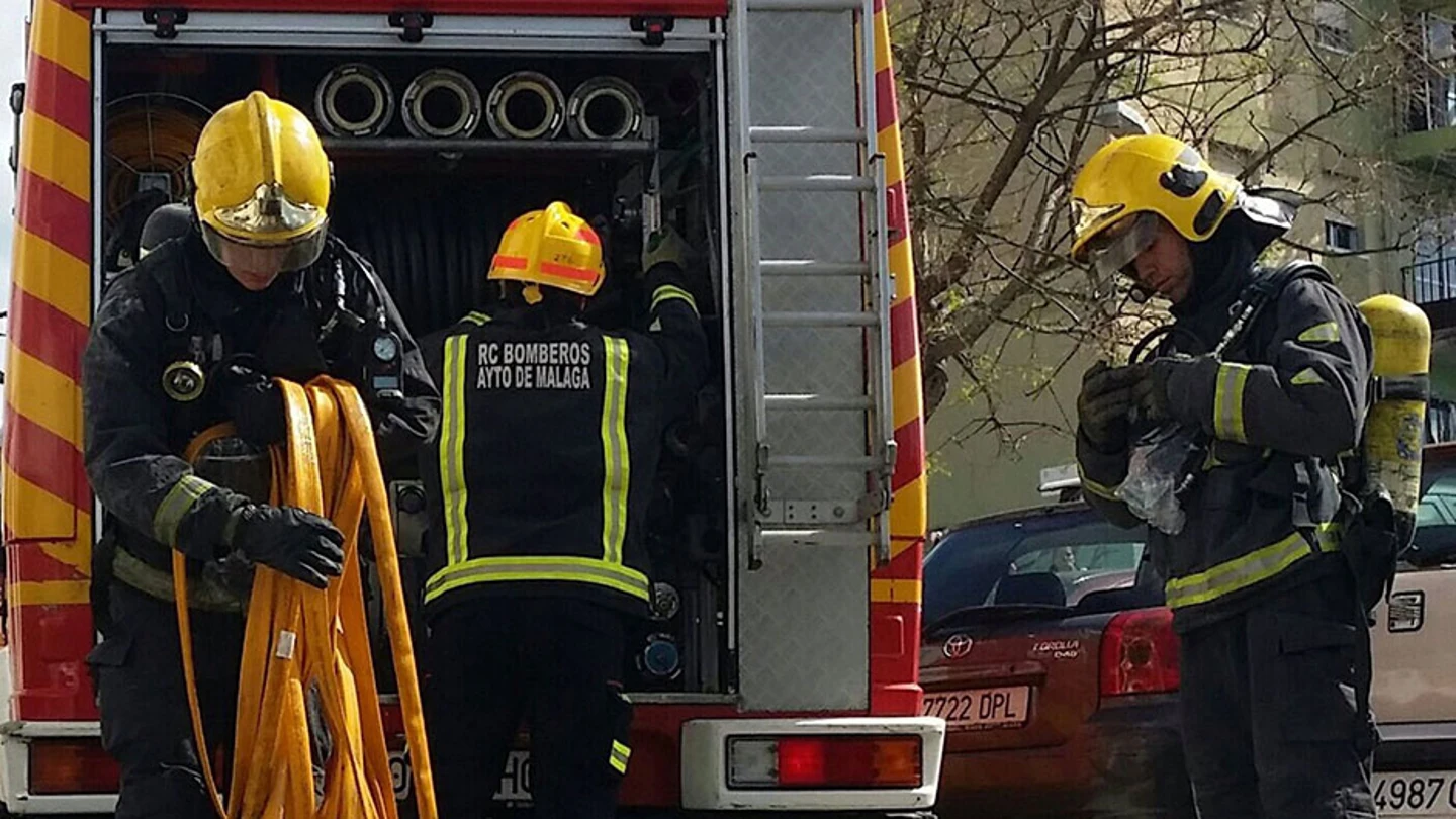 Bomberos del Ayuntamiento de Málaga Bomberos del Ayuntamiento de Málaga