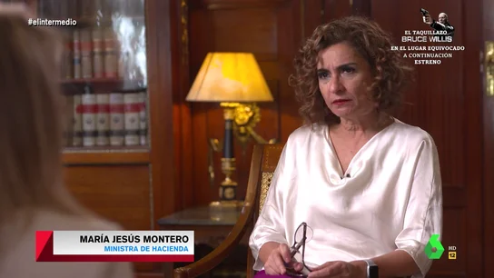 El silencio de María Jesús Montero sobre si es más fácil negociar con Ione Belarra o Yolanda Díaz: "Esa parte me la reservo" Andrea Ropero analiza con la ministra de Hacienda, María Jesús Montero, cuestiones como la subida de la cesta de la compra o leyes como las del 'solo sí es sí', la 'mordaza' o la de 'vivienda' que han supuesto tensiones entre los socios de Gobierno.