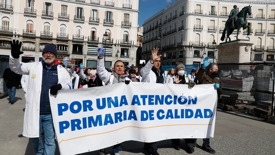 Imagen de una manifestación promovida por el sindicato Amyts en Madrid Los médicos madrileños refrendan el preacuerdo para poner fin a la huelga