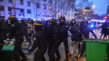Fracasan las dos mociones de censura presentadas contra el Gobierno de Macron
