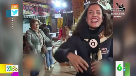 La reacción de esta señora al intentar pasar desapercibida en pleno directo conquista a Miki Nadal: "Me ha ganado el corazón" La reacción de esta señora al intentar pasar desapercibida en pleno directo conquista a Miki Nadal: "Me ha ganado el corazón"