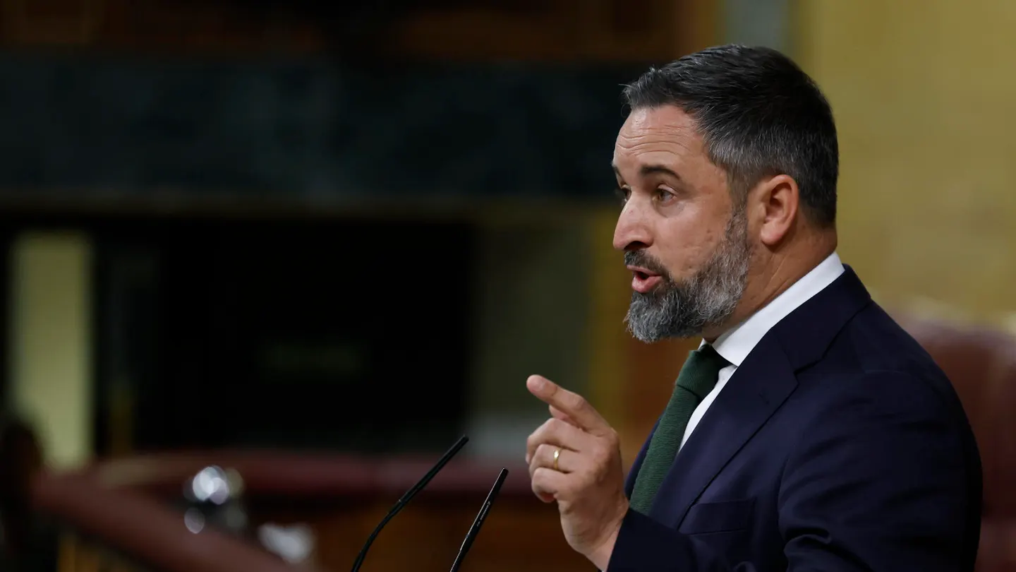 Santiago Abascal ha sido el primero en intervenir en la moción de censura contra Sánchez, este martes en el Congreso de los Diputados. Santiago Abascal ha sido el primero en intervenir en la moción de censura contra Sánchez, este martes en el Congreso de los Diputados.