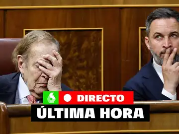 Ramón Tamames y Santiago Abascal durante la moción de censura contra Pedro Sánchez