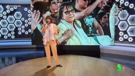 Cristina Gallego destaca el milagro de Yadira Maestre con Feijóo: "Ha convertido a un gallego soso en un bailongo" Cristina Gallego destaca el milagro de Yadira Maestre con Feijóo: "Ha convertido a un gallego soso en un bailongo"