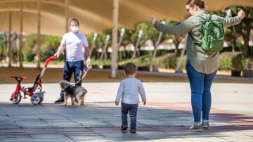 Las claves de la Ley de familias: del permiso de cinco días a las nuevas &#39;familias numerosas&#39;