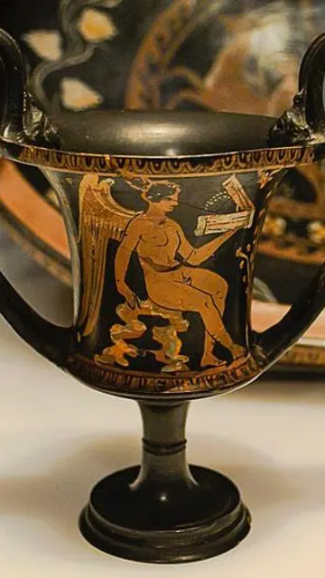Representación en un cántaro apilo de Eros hermafrodita, s. IV a. C